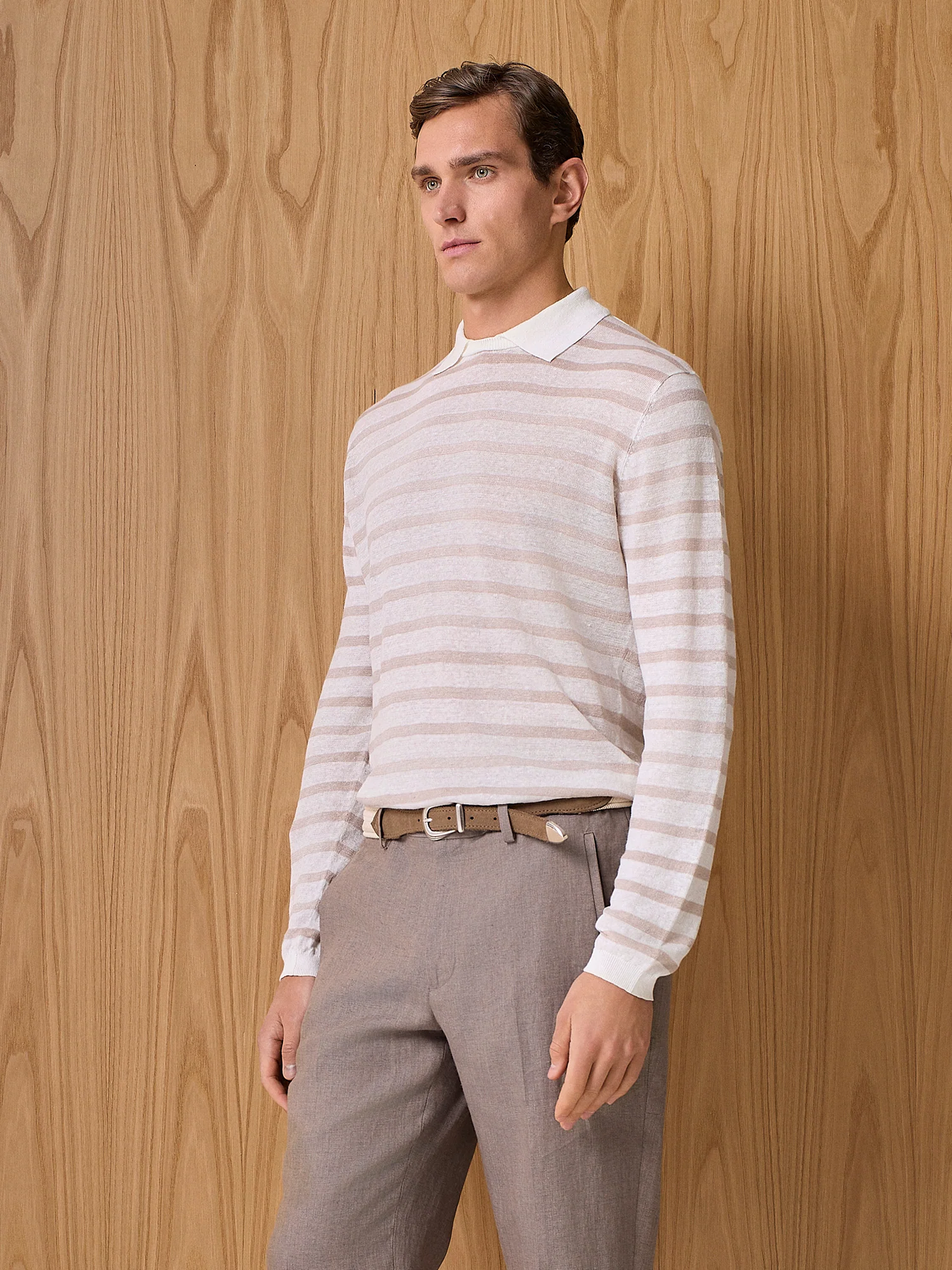 Polo girocollo in maglia a righe taupe - Image 2